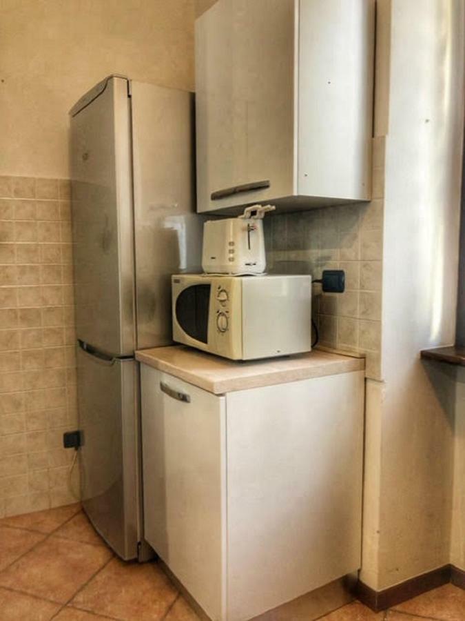 Ferienwohnung Cortile Del Forno Nel Centro Storico Arona Exterior foto