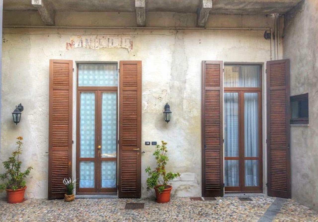 Ferienwohnung Cortile Del Forno Nel Centro Storico Arona Exterior foto